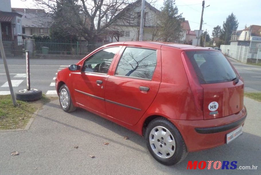 2001' Fiat Punto 1,2 Sx photo #1