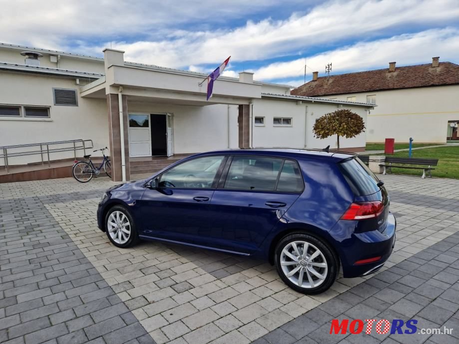 2018' Volkswagen Golf 7 1,6 Tdi Bmt photo #2