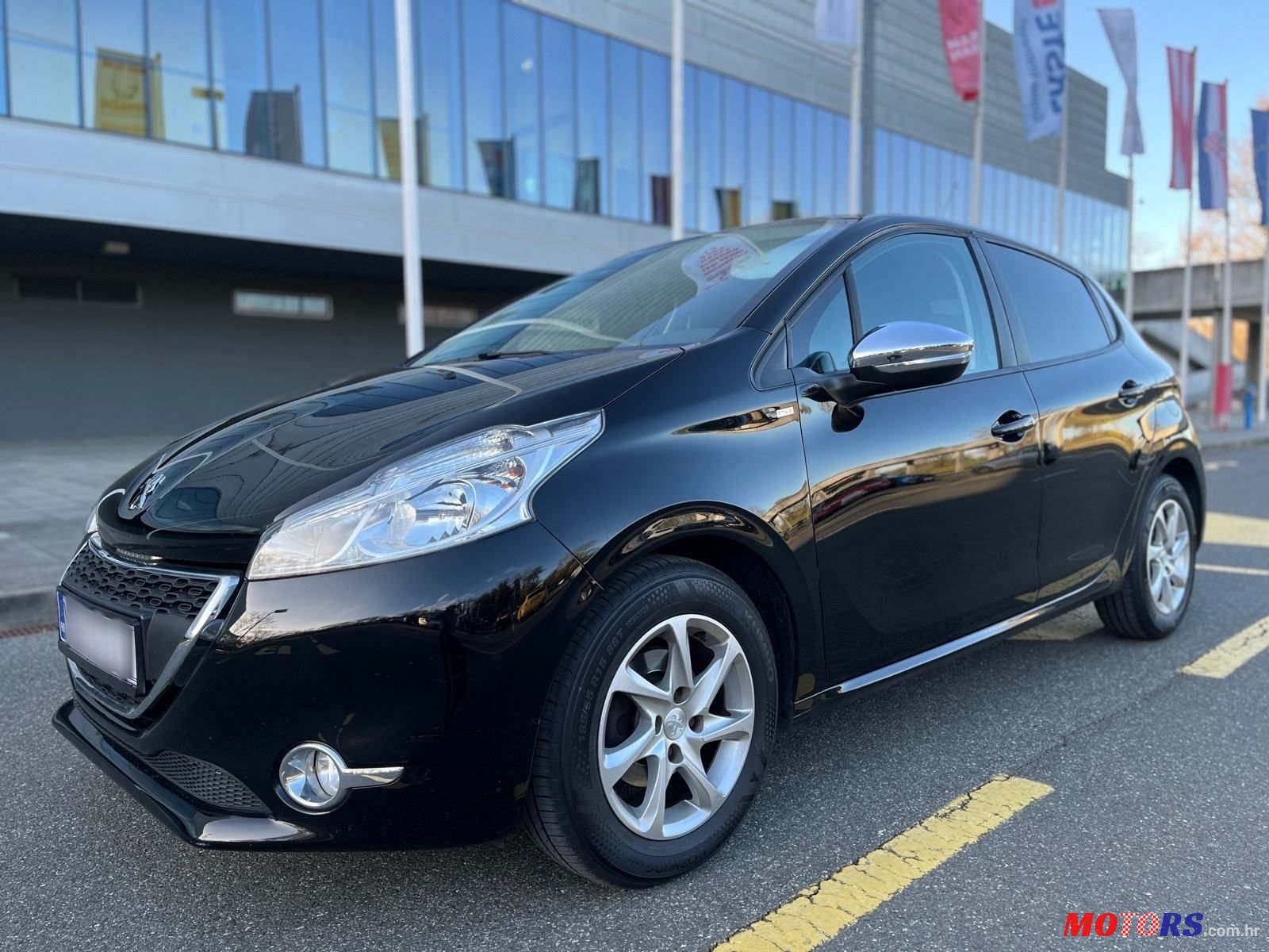 2015' Peugeot 208 1,2 photo #2