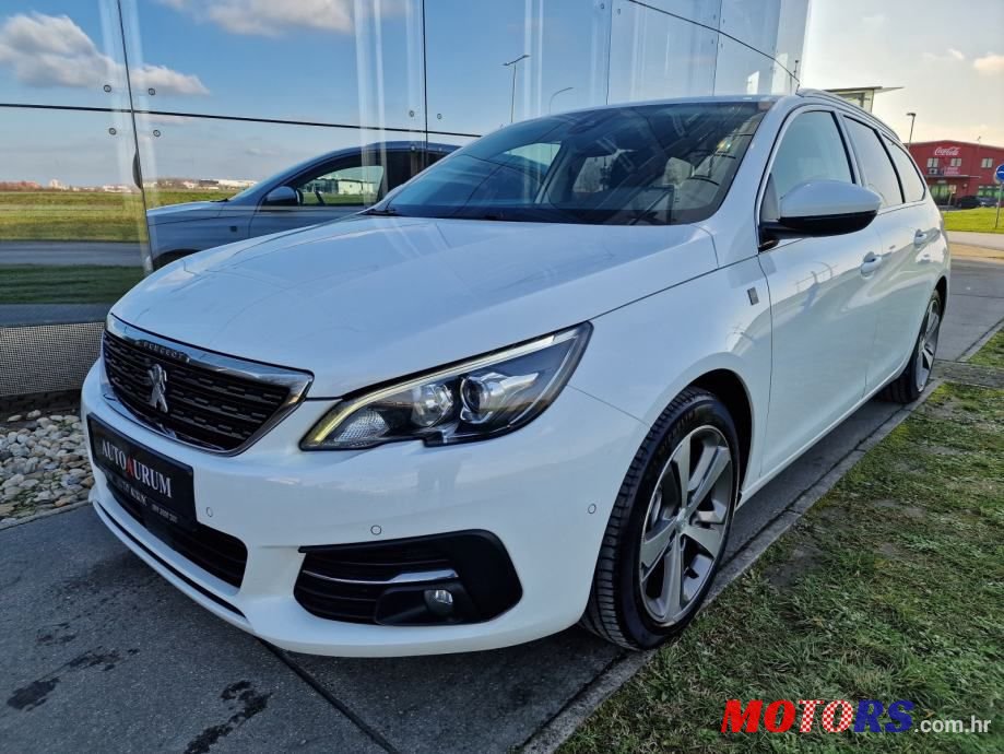 2018' Peugeot 308 Sw photo #1