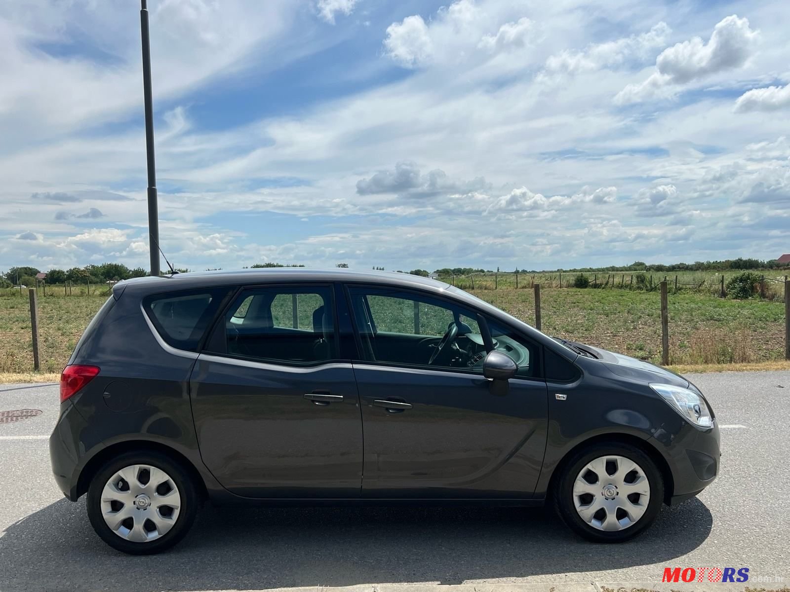 2011' Opel Meriva 1,4 photo #2