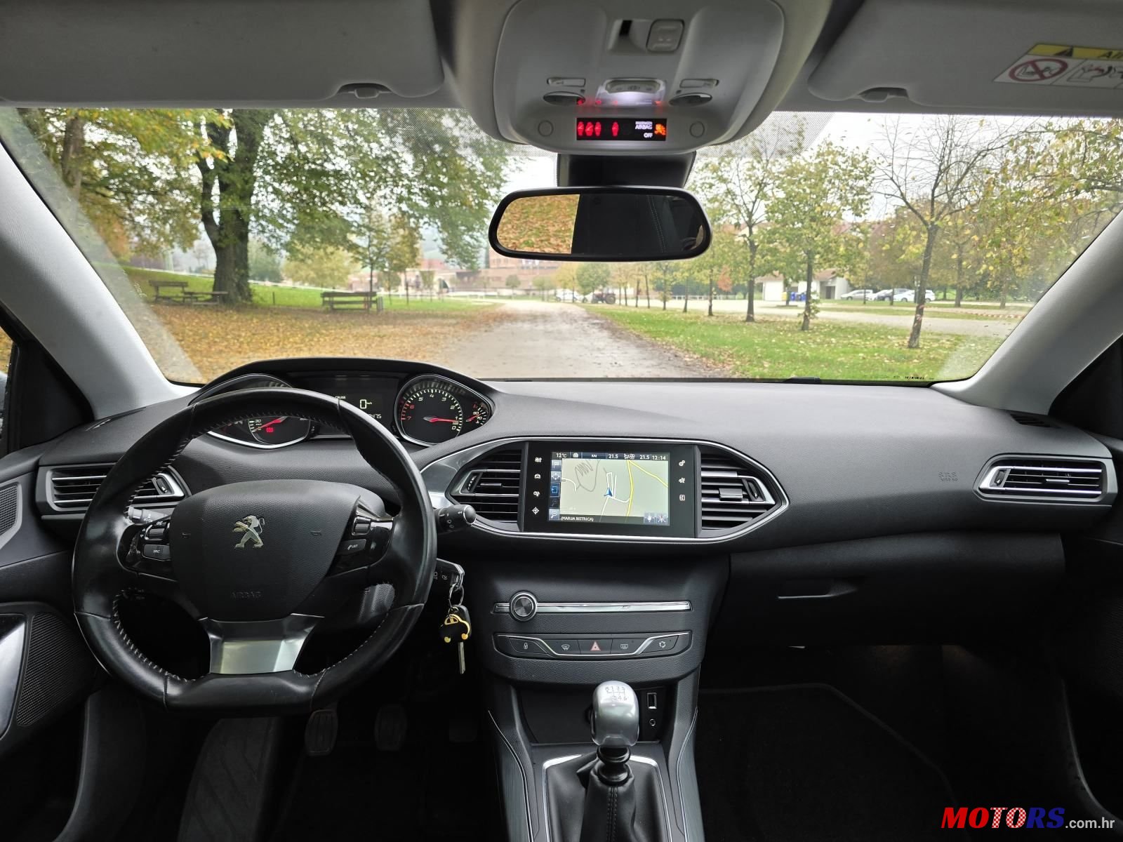 2017' Peugeot 308 1,2 Puretech photo #6