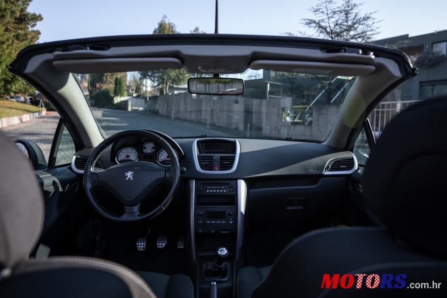 2009' Peugeot 207 1,6 photo #3
