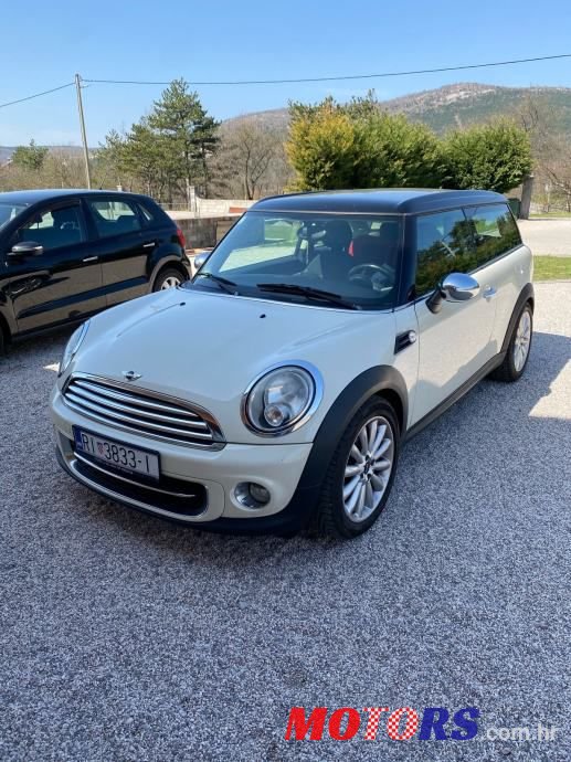 2012' Volkswagen Polo photo #5