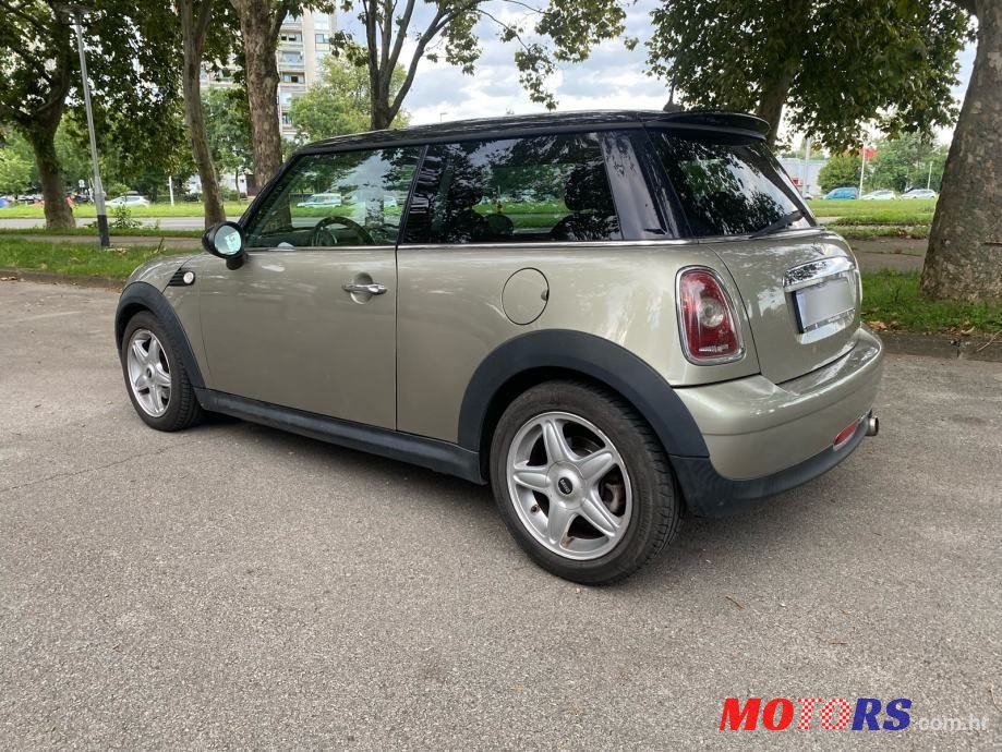 2007' MINI Cooper D photo #2