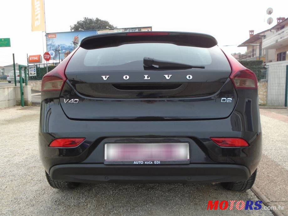 2016' Volvo V40 D2 photo #5
