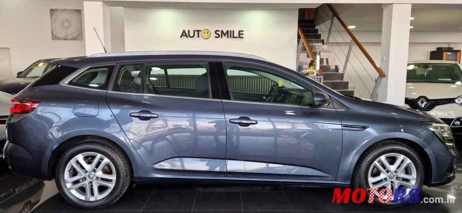2018' Renault Megane Grandtour photo #6