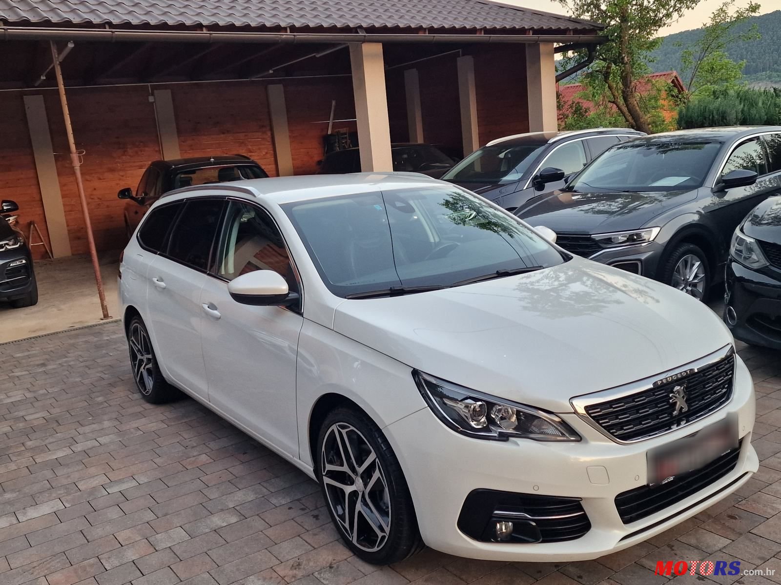 2018' Peugeot 308 Sw photo #3
