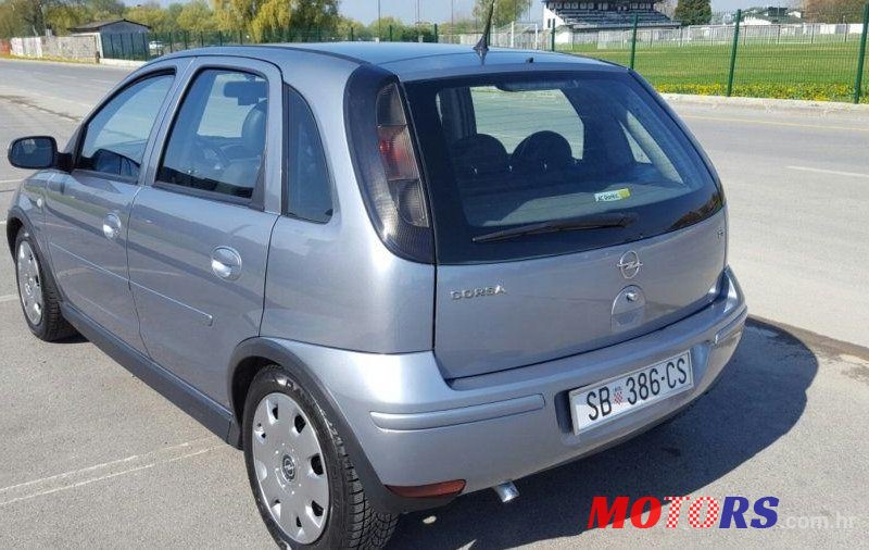 2004' Opel Corsa 1,2 16V photo #1