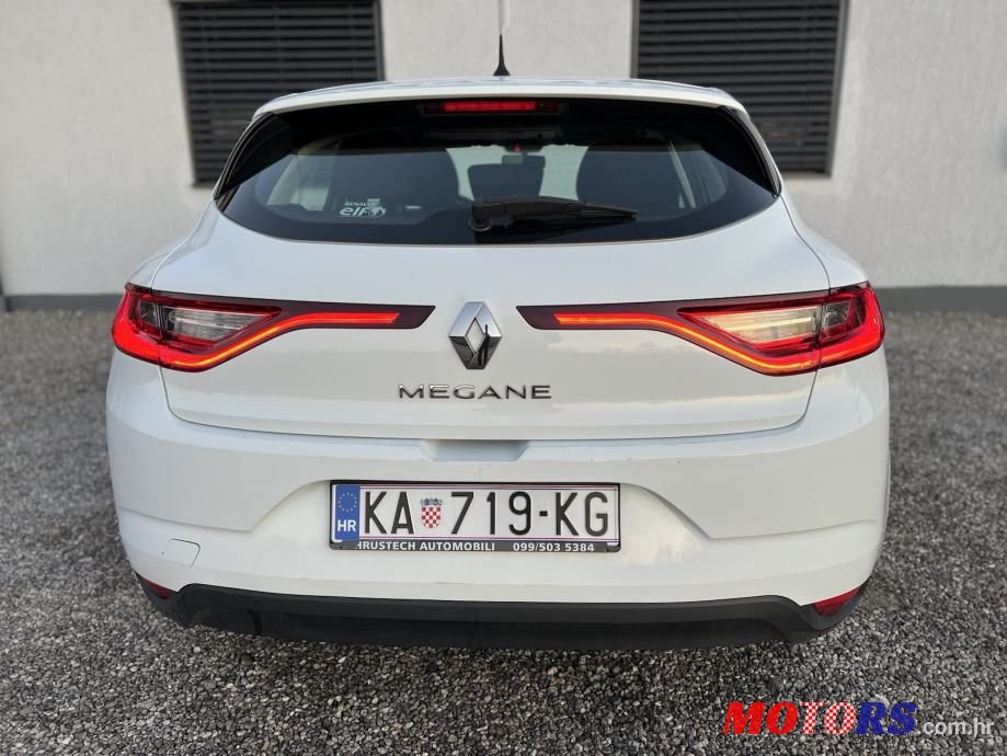 2016' Renault Megane Dci 90 photo #6