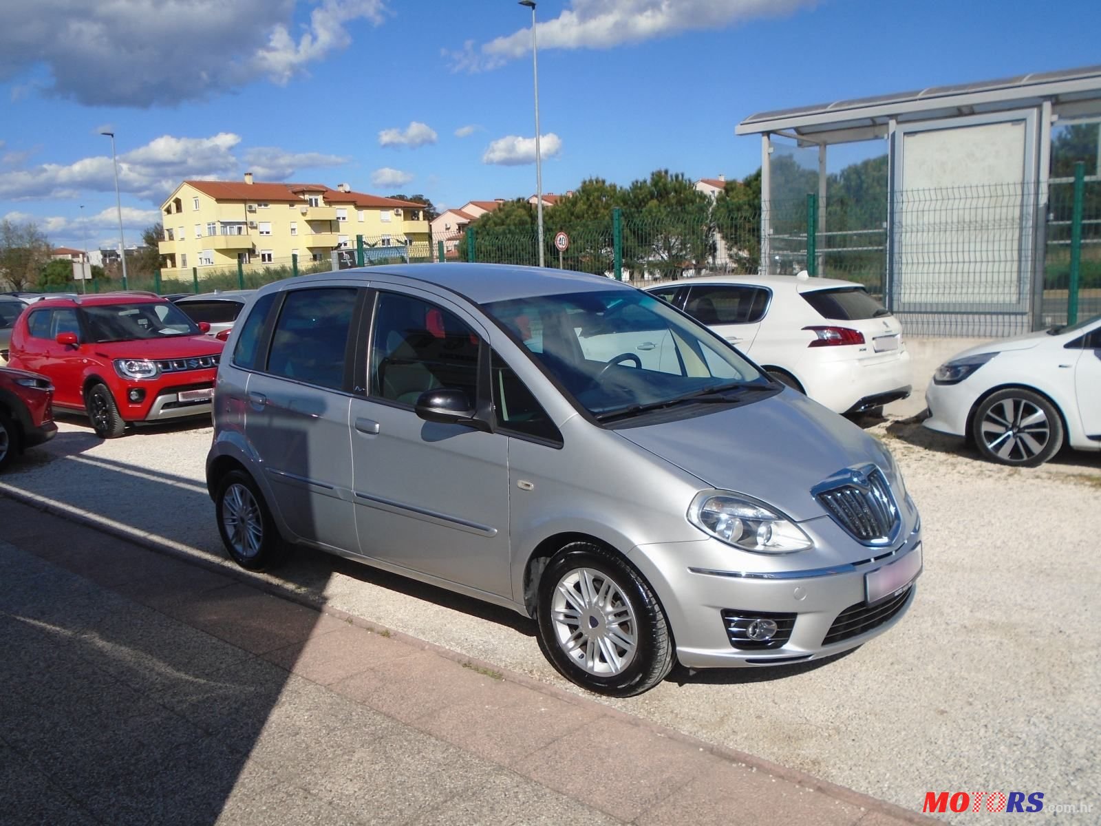 2012' Lancia Musa 1.3 Mjt photo #6