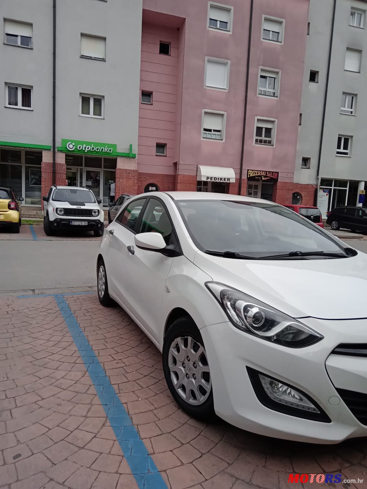 2014' Hyundai i30 photo #1