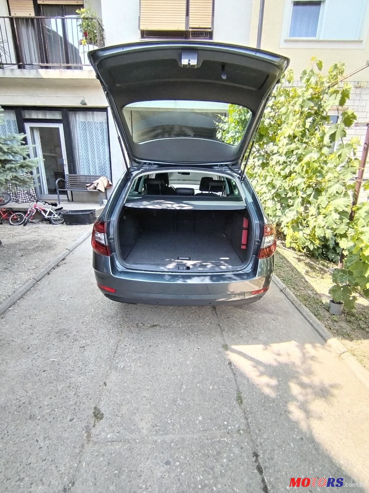 2020' Skoda Octavia Combi photo #6