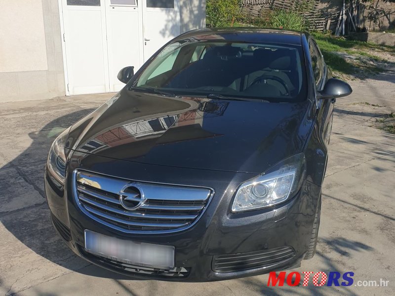 2010' Opel Insignia 2,0 Cdti photo #2