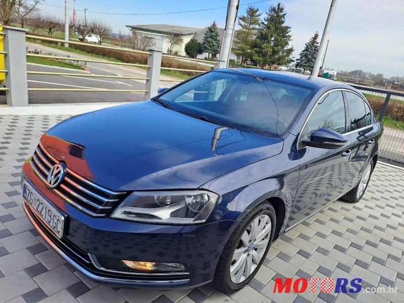 2011' Volkswagen Passat 2,0 Tdi Bmt photo #4