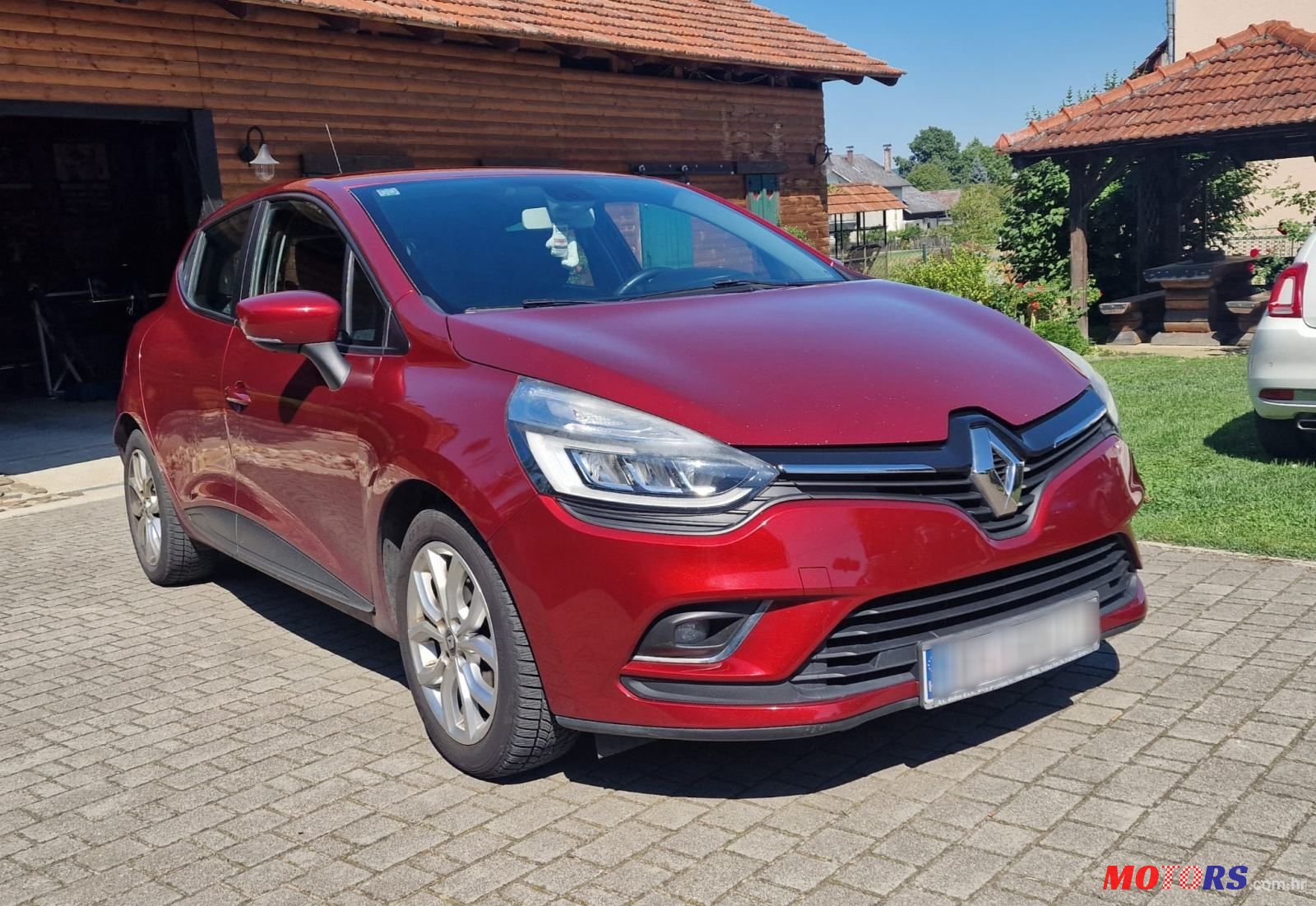 2016' Renault Clio Dci photo #1