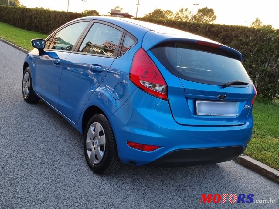 2010' Ford Fiesta 1,4 16V photo #6