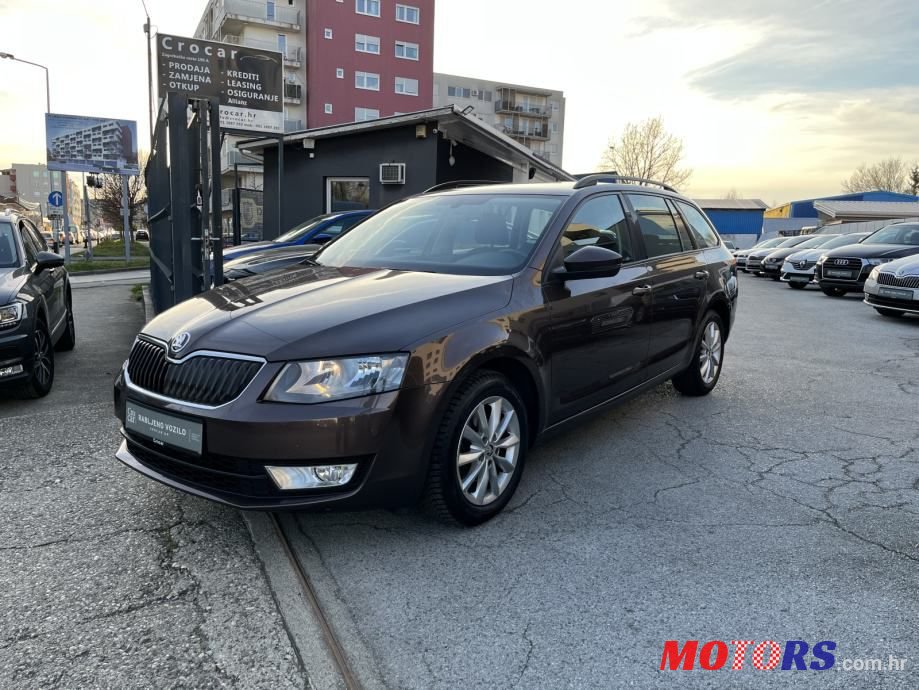 2016' Skoda Octavia Combi photo #3