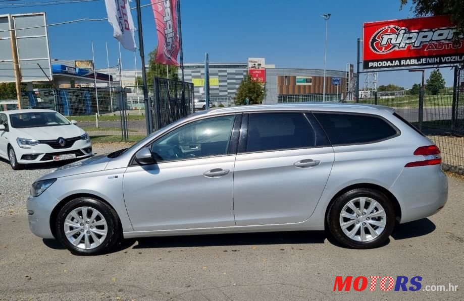 2016' Peugeot 308 Sw photo #3