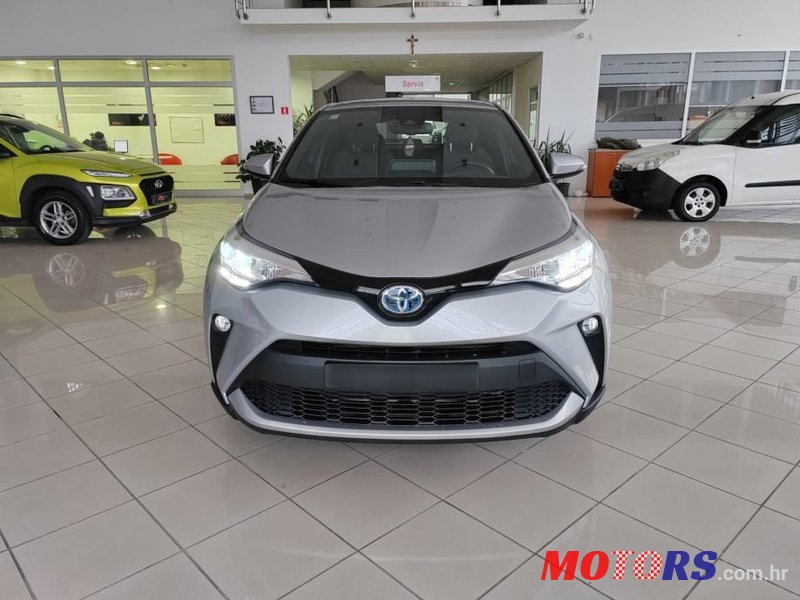 2023' Toyota C-HR 1,8 photo #2