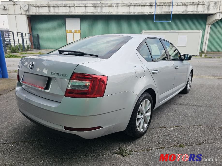 2017' Skoda Octavia 2,0 Tdi photo #5