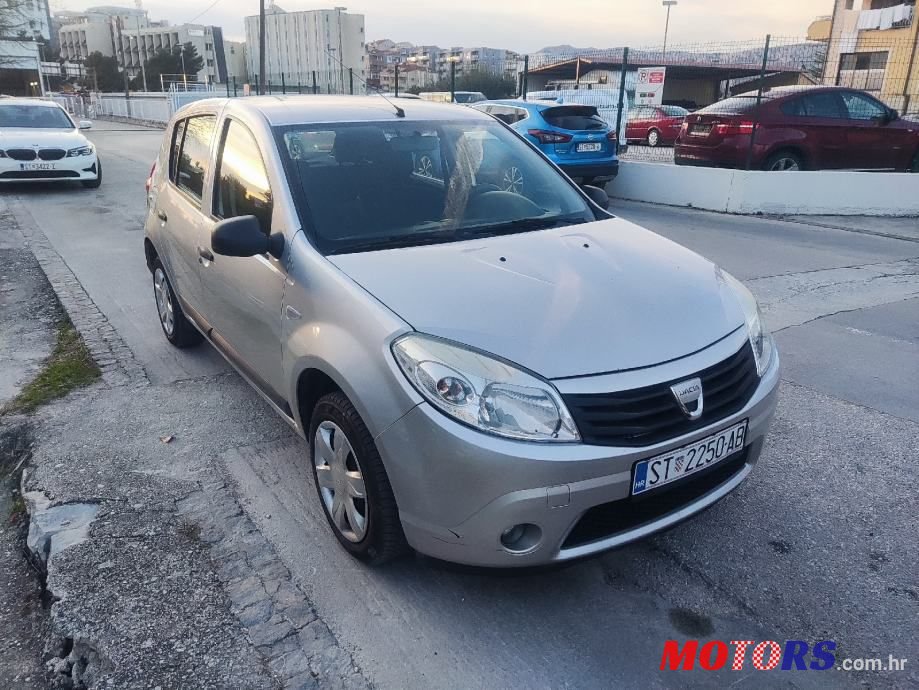 2010' Dacia Sandero 1,4 photo #2