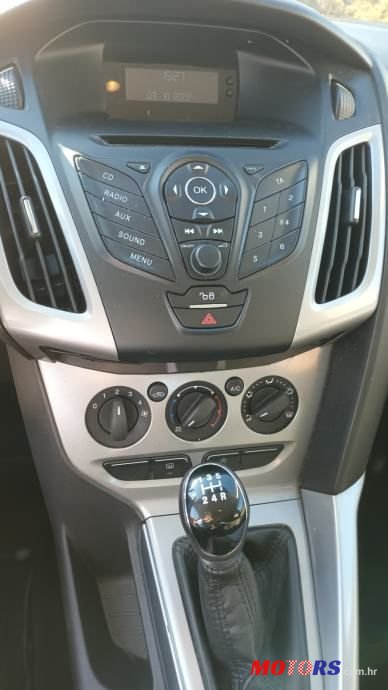 2013' Ford Focus Karavan photo #4