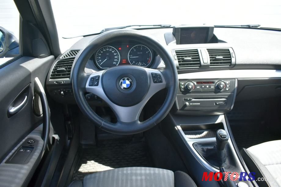 2005' BMW Serija 1 118D photo #4