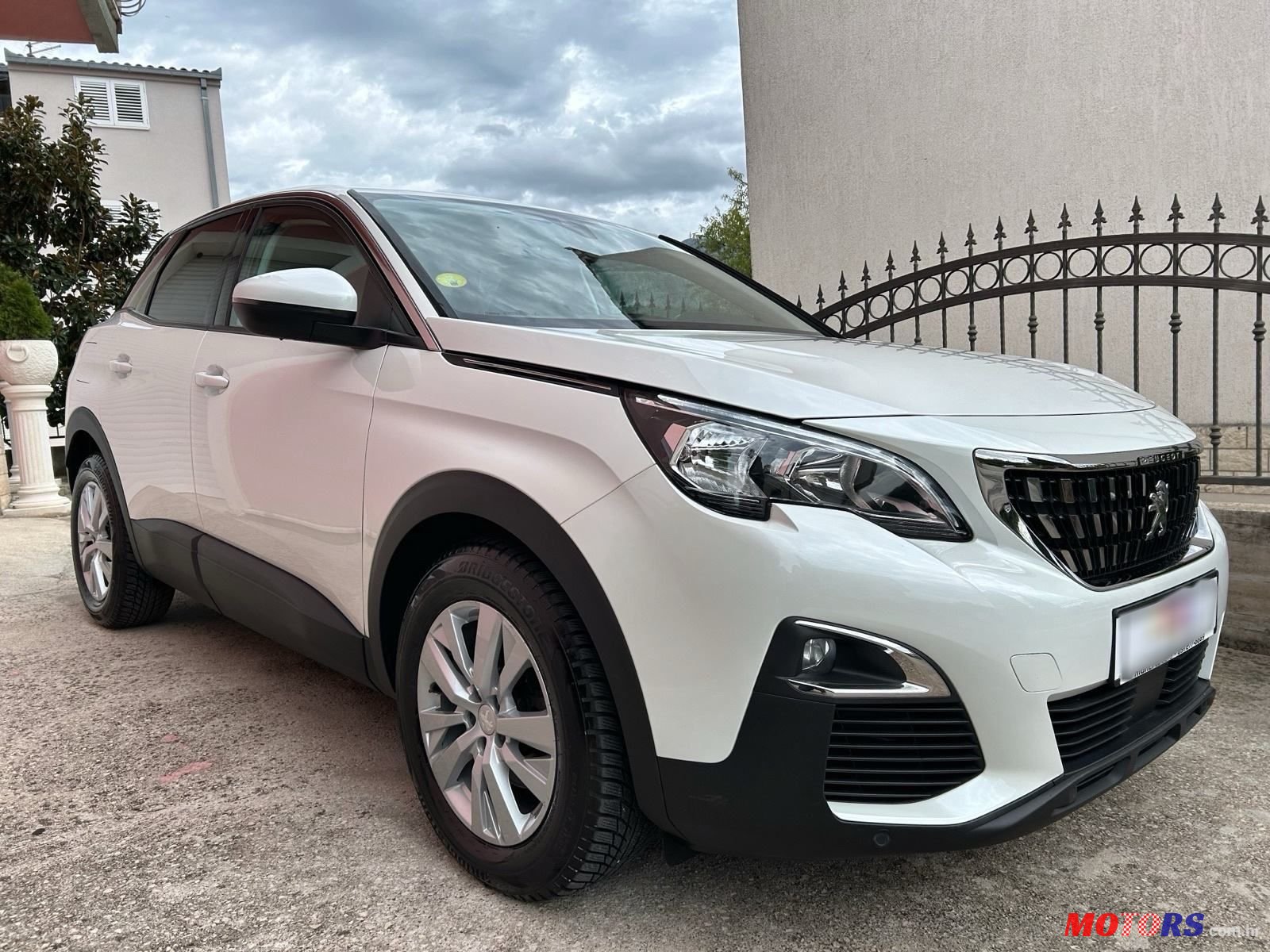 2019' Peugeot 3008 1,5 Bluehdi photo #2