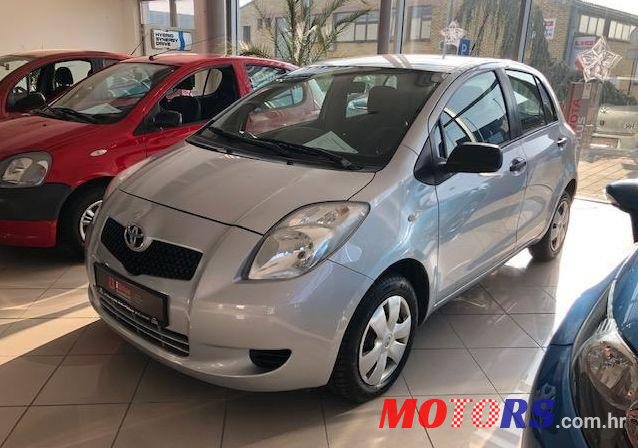 2008' Toyota Yaris 1,0 Vvt-I photo #1