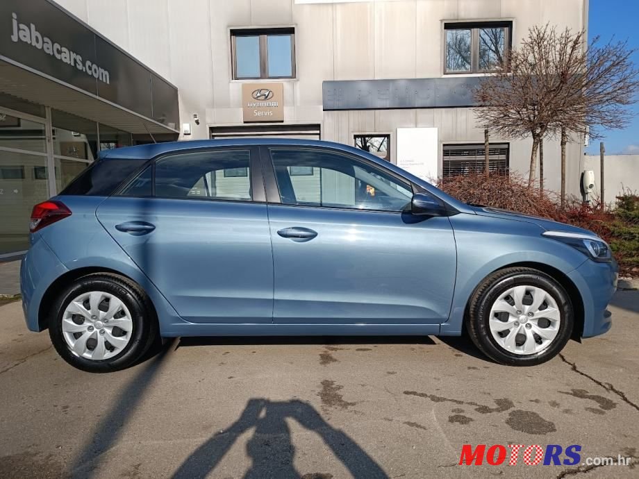 2017' Hyundai i20 1,4 Crdi photo #4