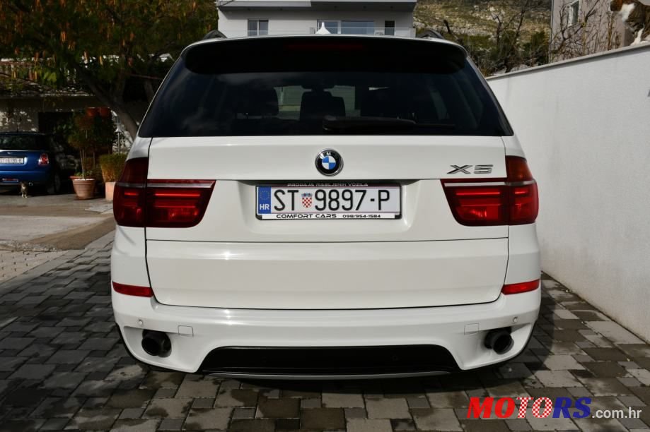 2011' BMW X5 Xdrive30D photo #5