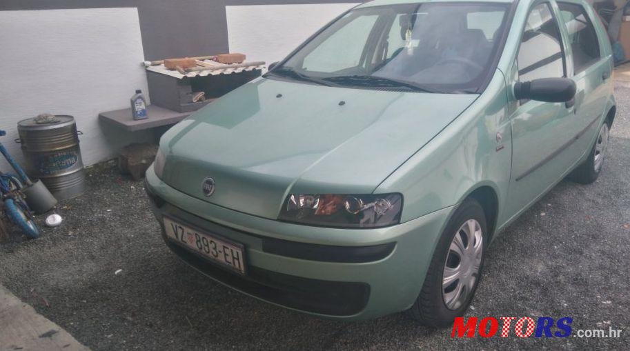 2001' Hyundai Atos 1.2 photo #3