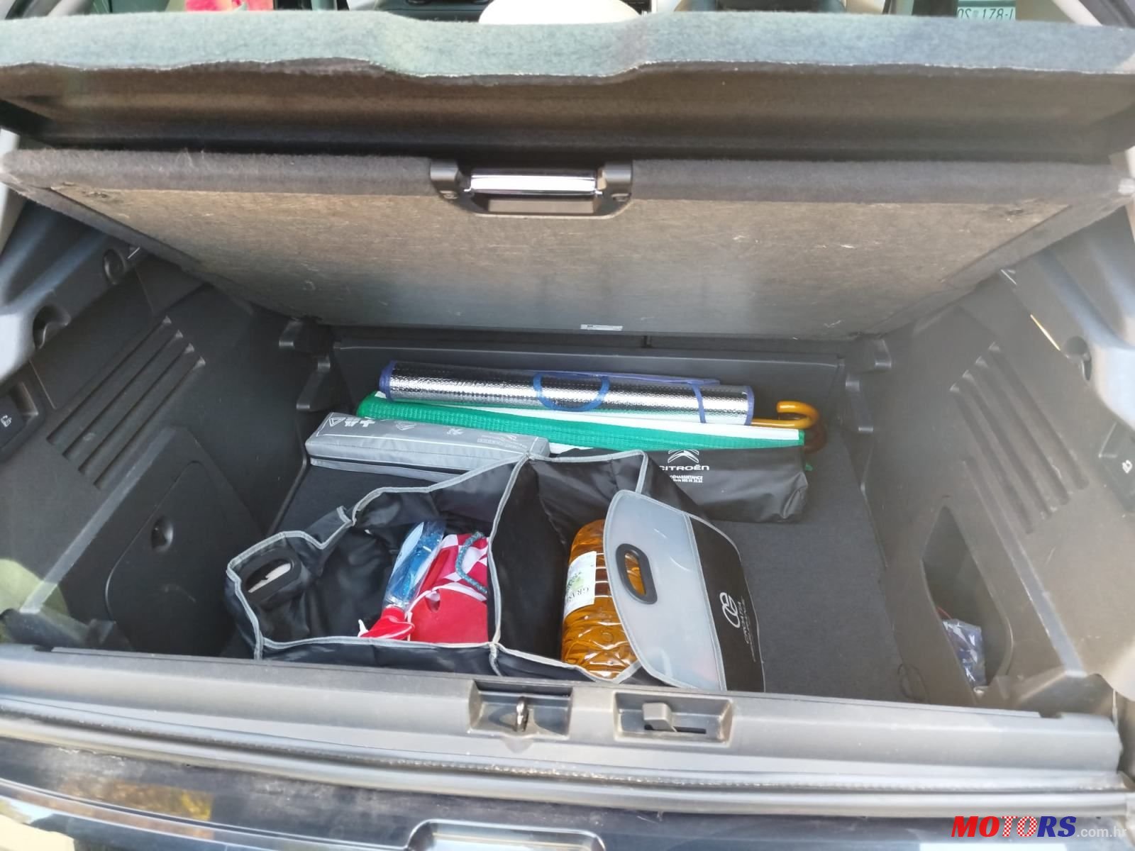 2015' Peugeot 3008 1,6 Hdi photo #2