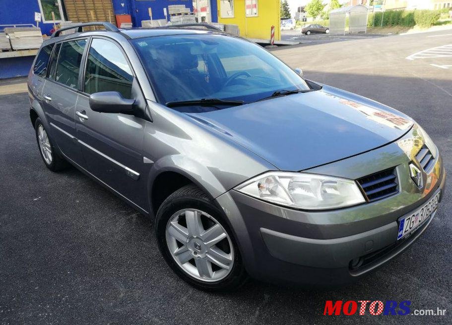 2004' Renault Megane Grandtour photo #1