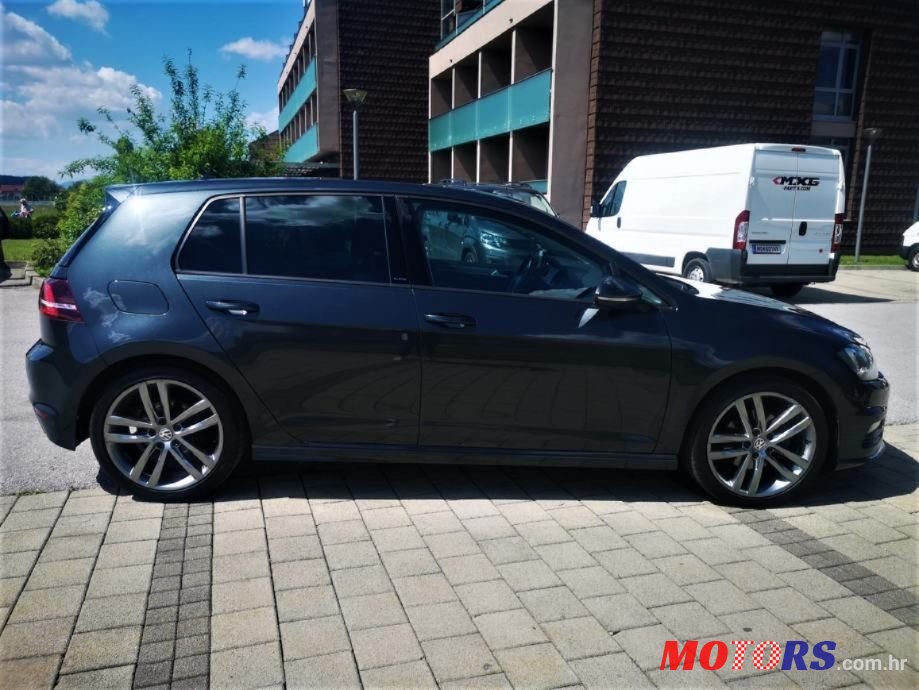 2016' Volkswagen Golf 7 2,0 Bmt photo #2