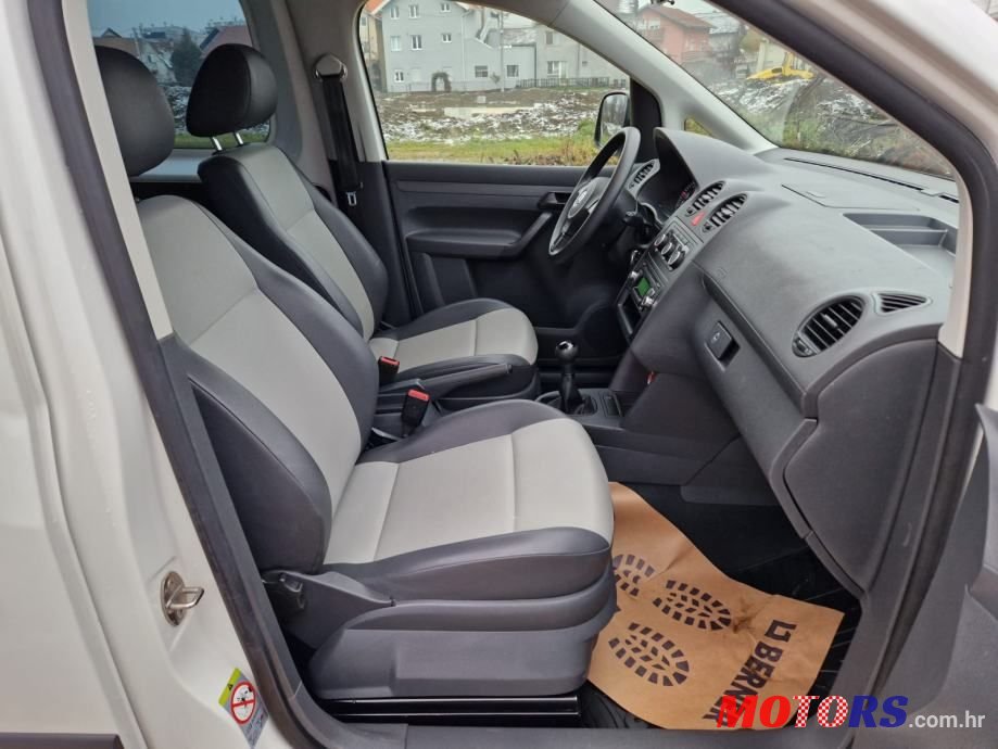 2011' Volkswagen Caddy 1,6 Tdi Maxi photo #6
