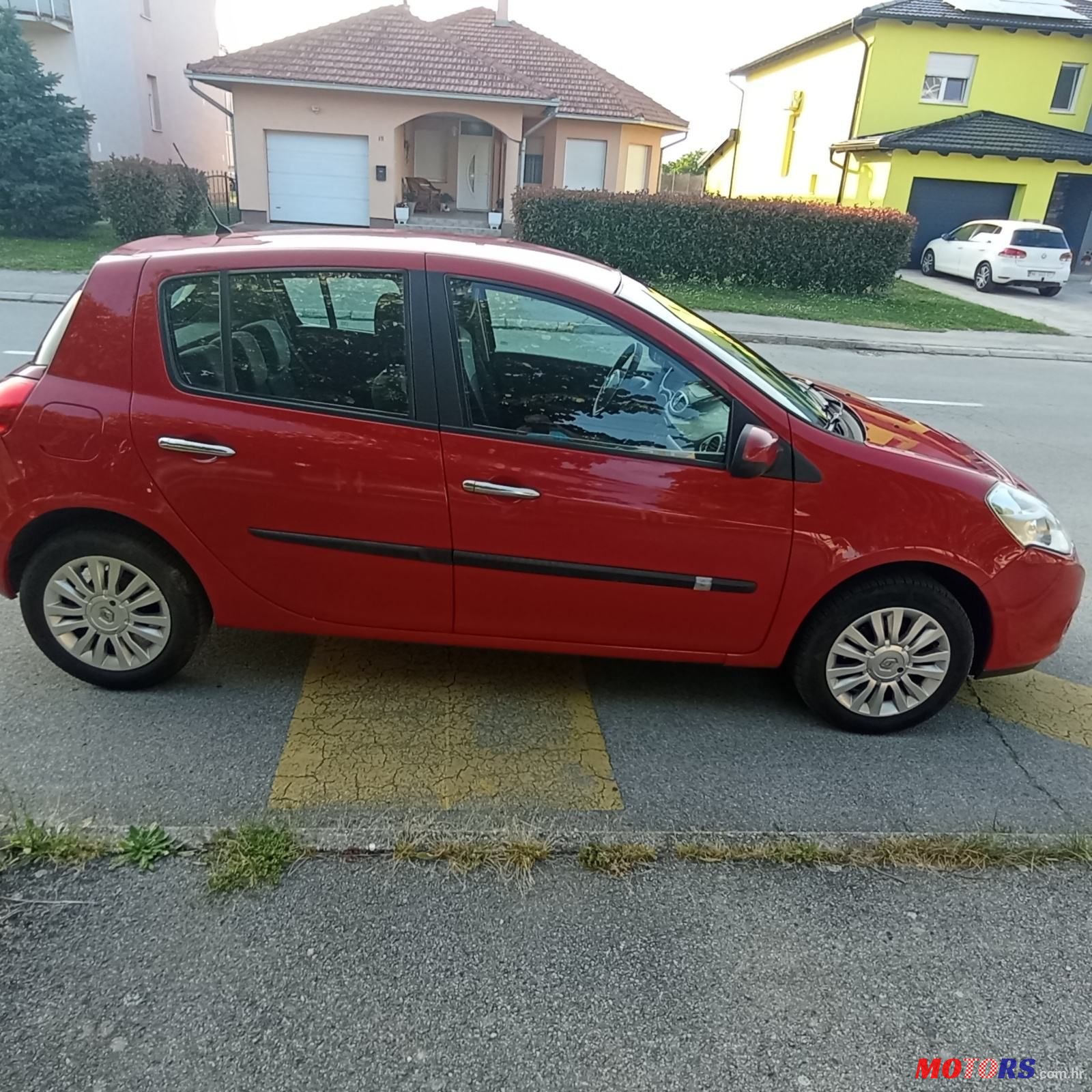 2008' Renault Clio 1,2 16V photo #3
