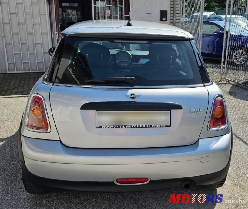 2009' MINI One 1.4 photo #6