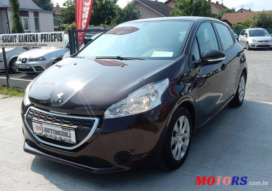 2012' Peugeot 208 1,4 Hdi photo #1