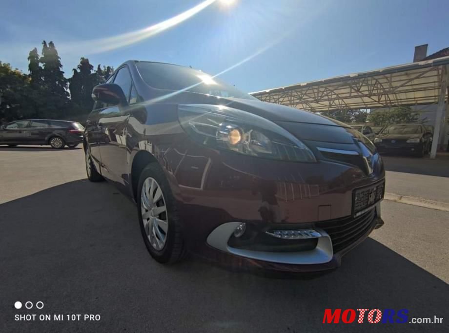 2013' Renault Scenic 1,5 Dci photo #4