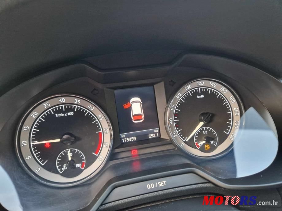 2019' Skoda Octavia Combi photo #3