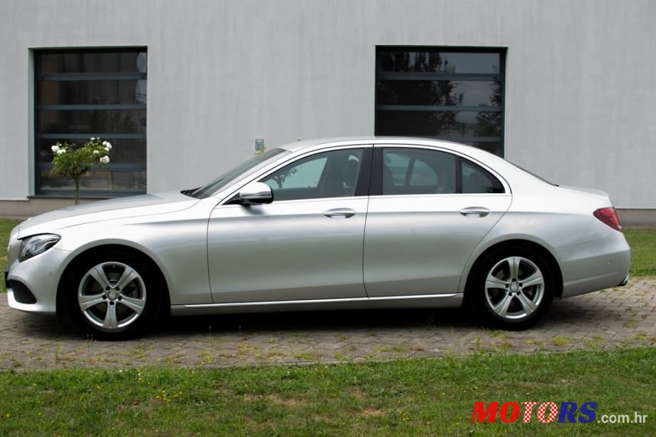 2016' Mercedes-Benz E-Klasa 220 D 1 photo #4