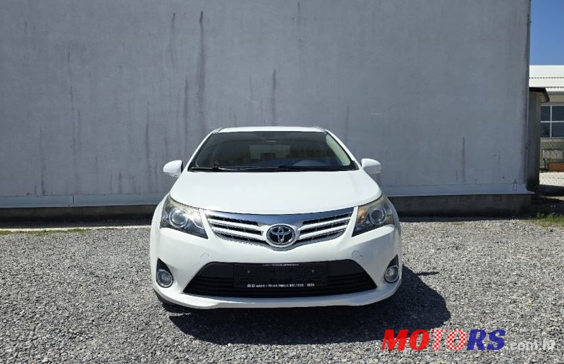 2013' Toyota Avensis 2,0 D-4D photo #2