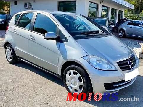 2011' Mercedes-Benz A-Klasa photo #1