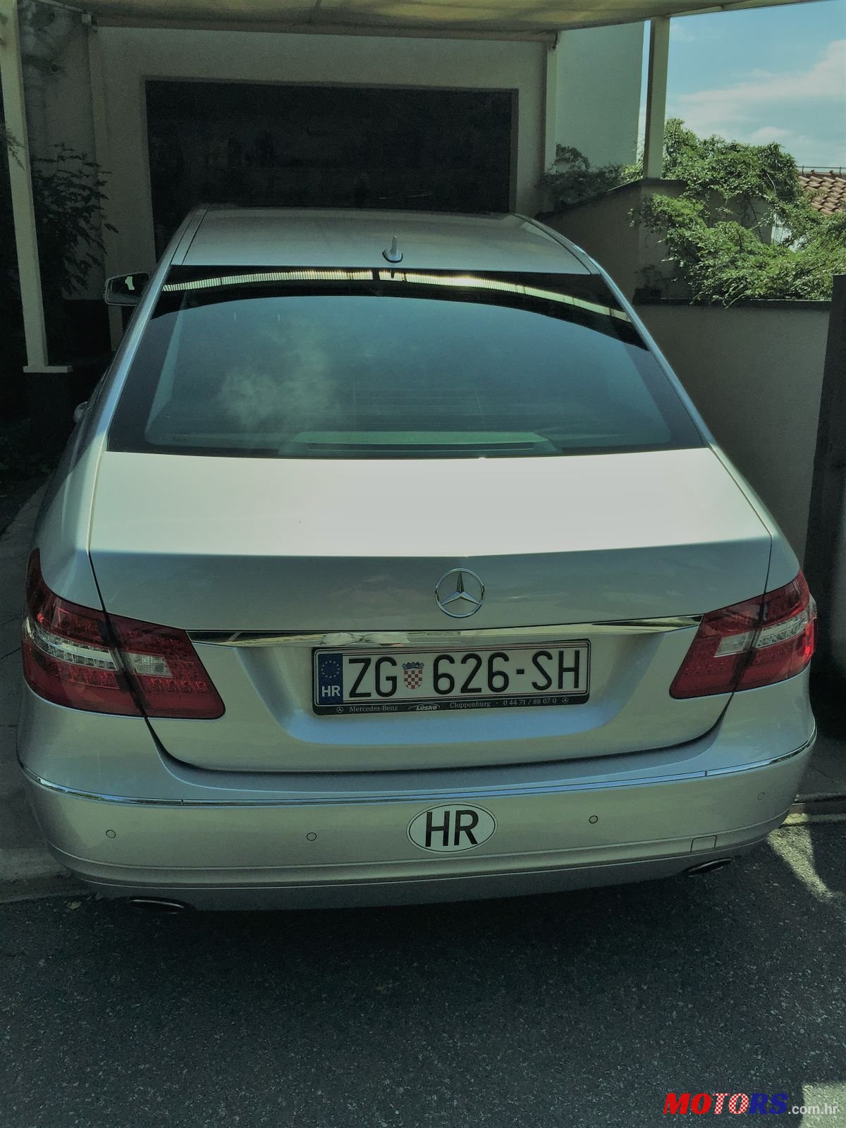 2010' Mercedes-Benz E-350 CDI BLUE EFF/6 cilindara photo #2