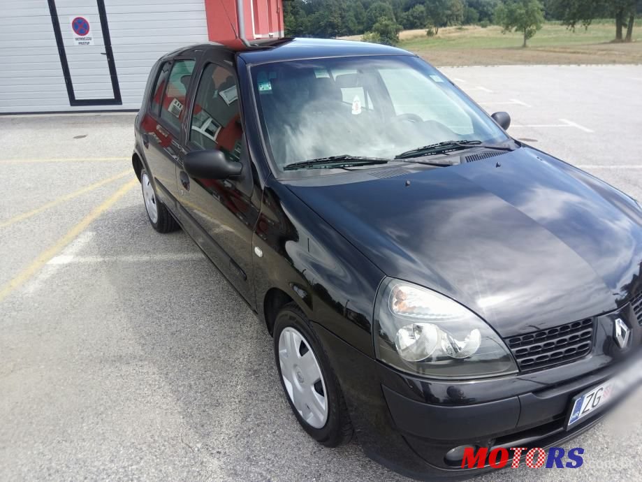 2003' Renault Clio 1,2 16V photo #2