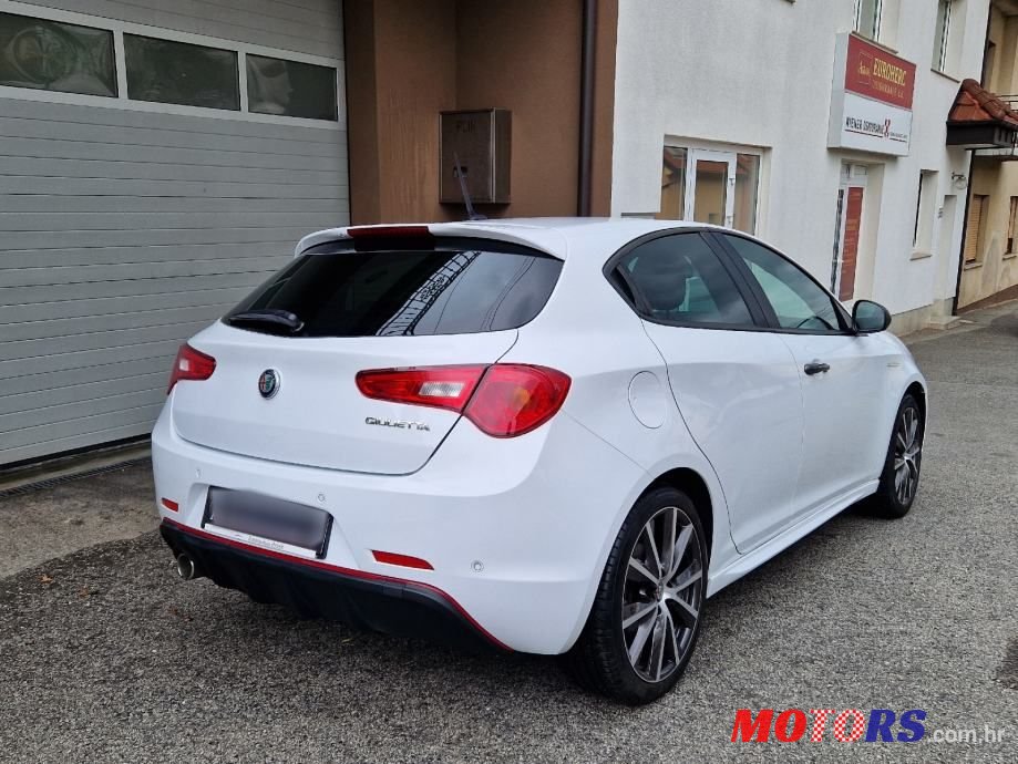2016' Alfa Romeo Giulietta 1,6 photo #5