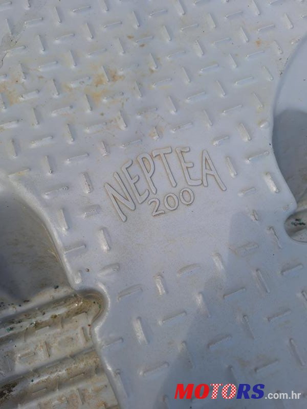 2010' Arvor neptea 200 photo #2