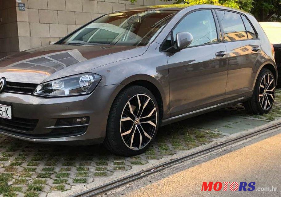 2014' Volkswagen Golf VII 1,6 Tdi photo #1